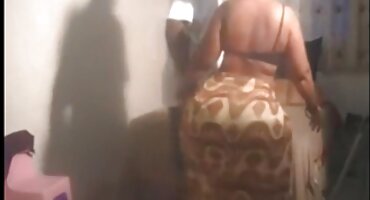 sex chịch mẹ bạn Siêu sexnoi mẫu bằng tiếng pháp.